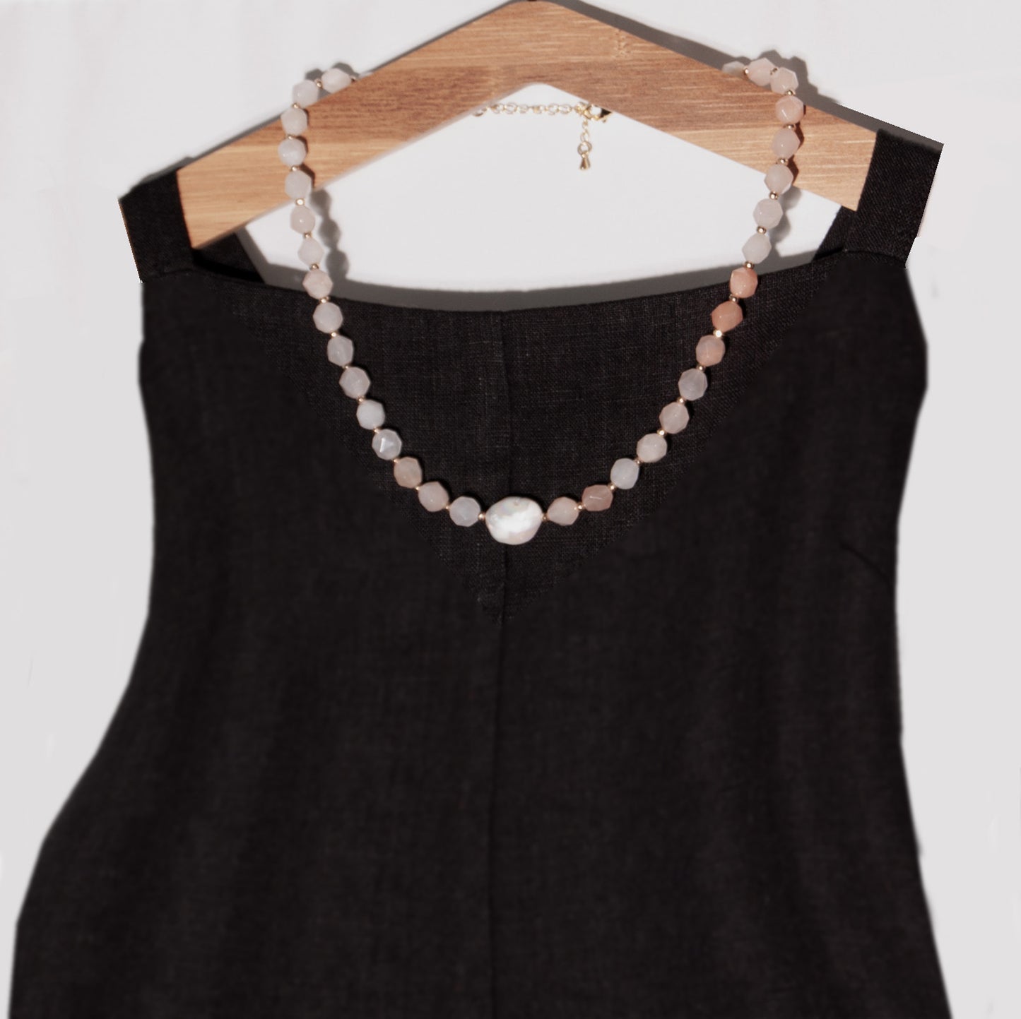 Pink adventurine and pearl necklace