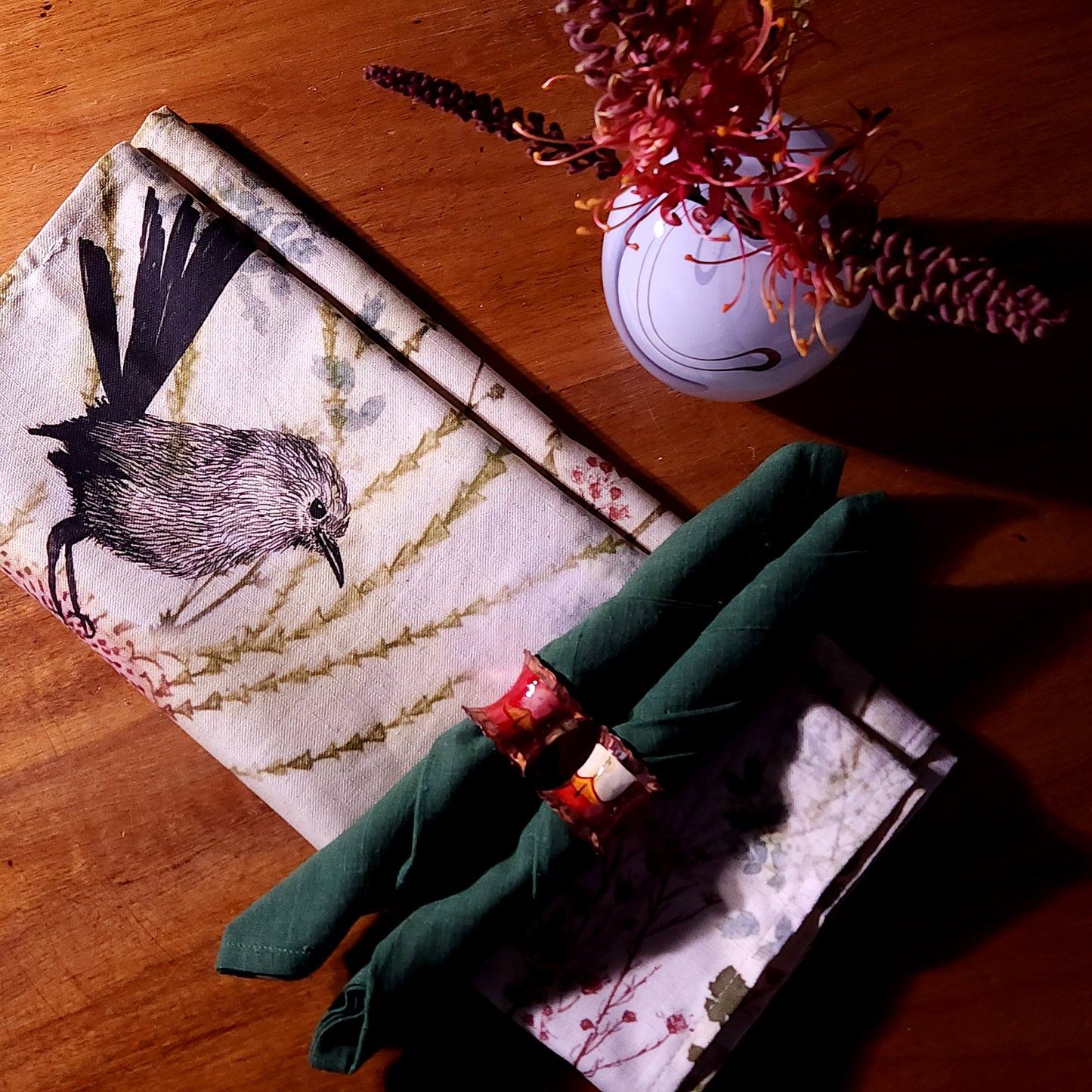 Splendours of My Garden table runner