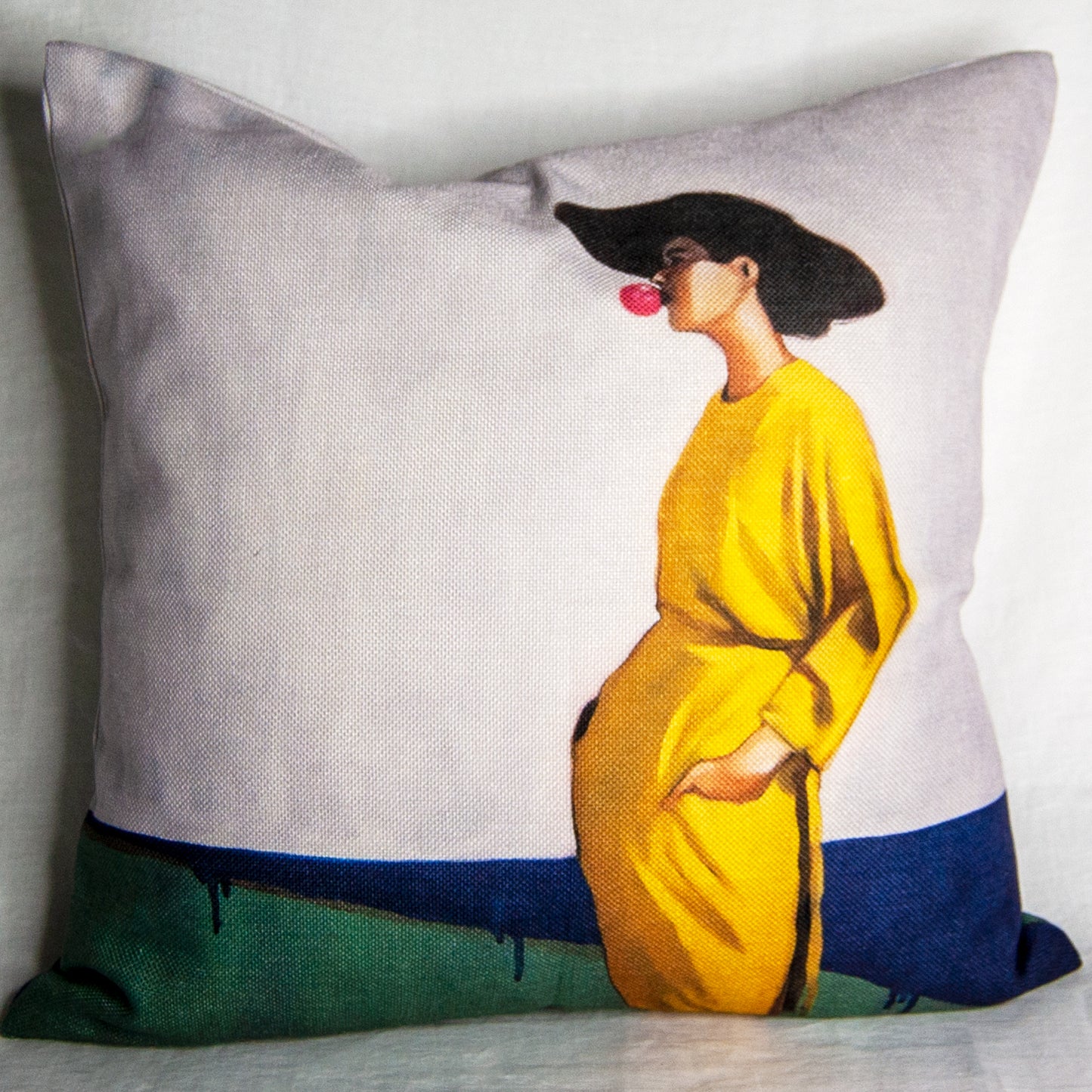Bubblegum cushion cover