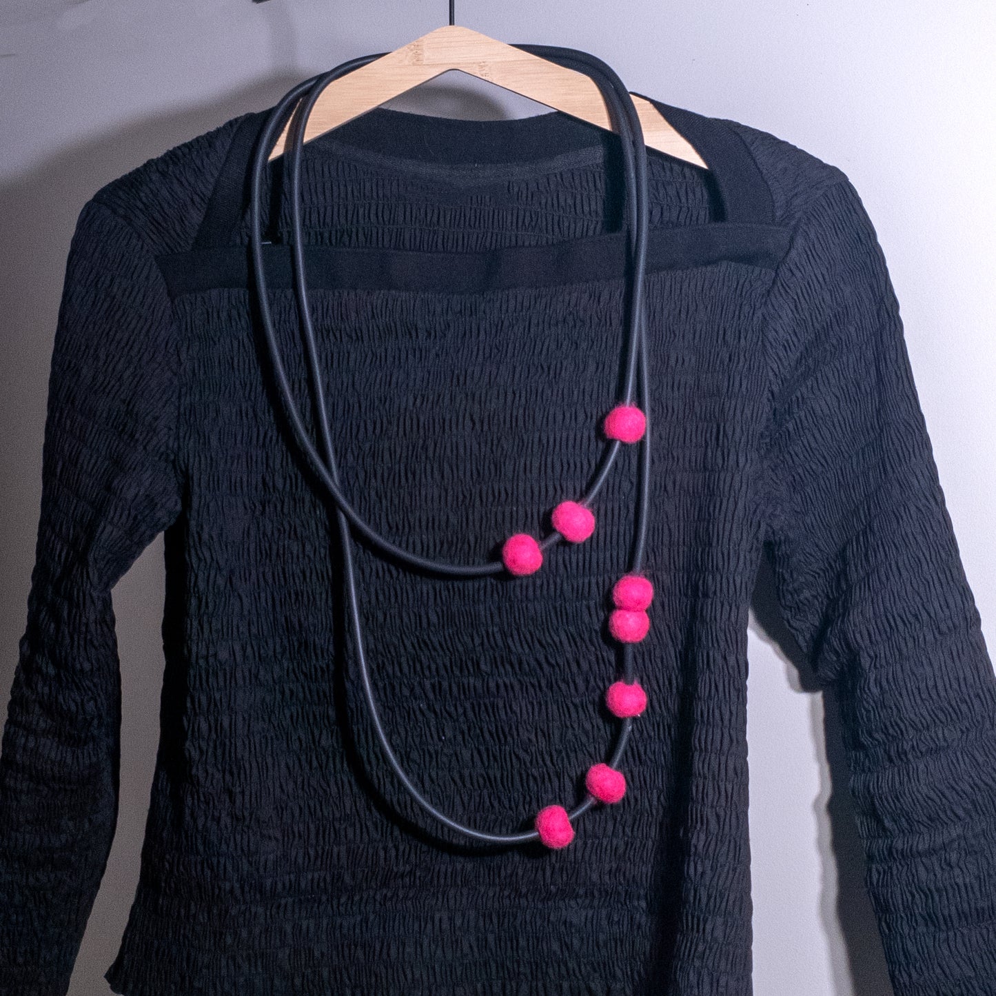 Hot pink felt beads necklace