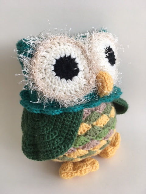 Cuddly Owl with a yellow beak in Australian wool