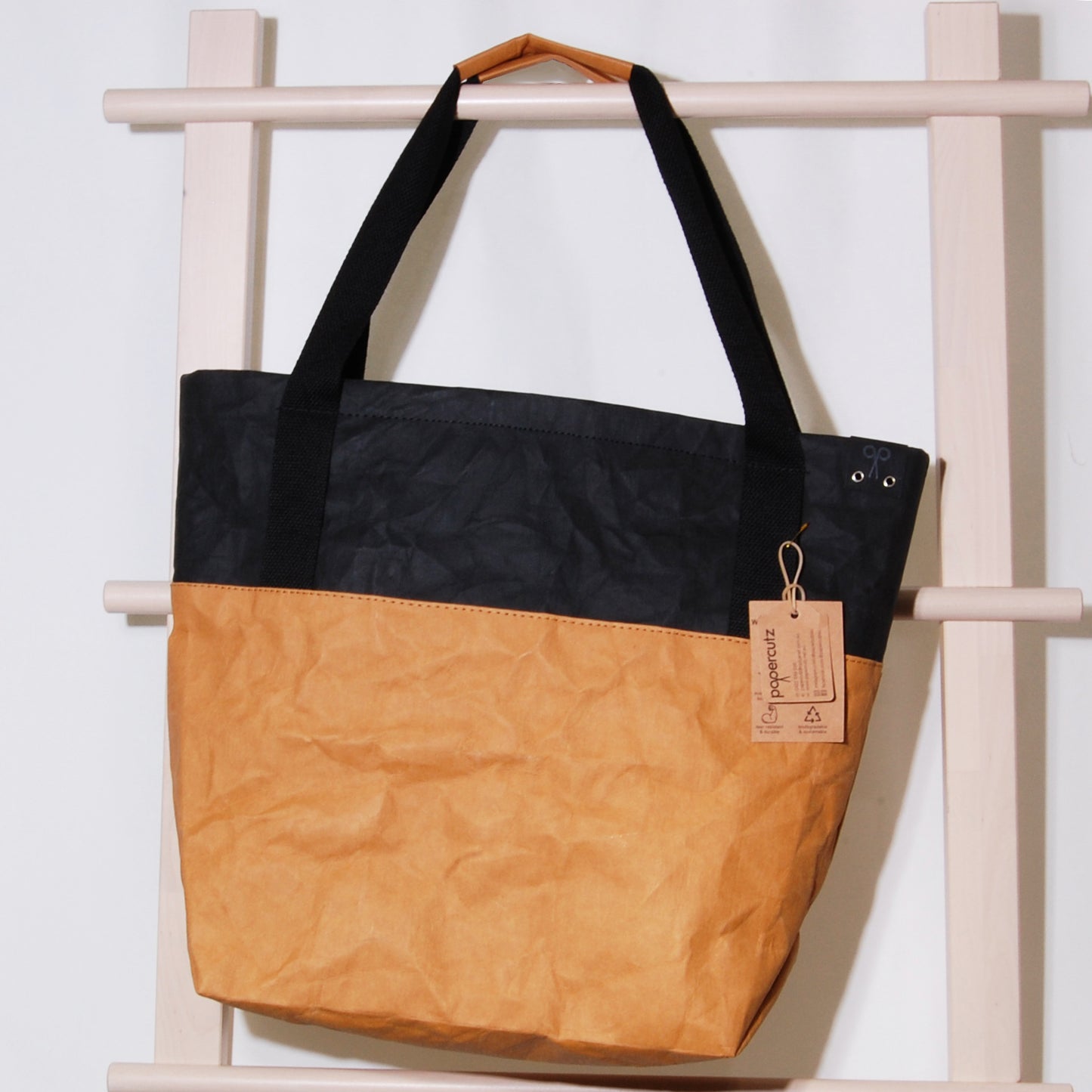 Stylish, sustainable Tote