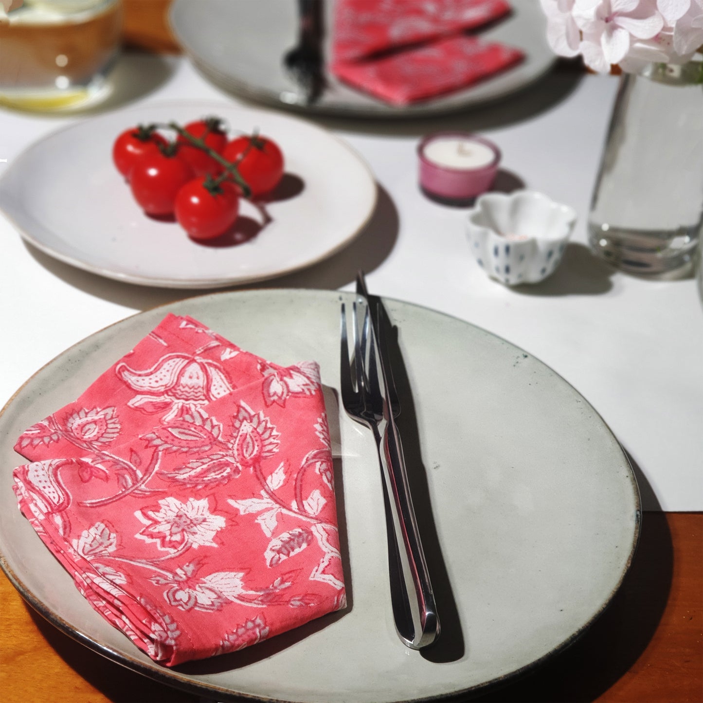 Floral organic cotton serviettes in watermelon pink