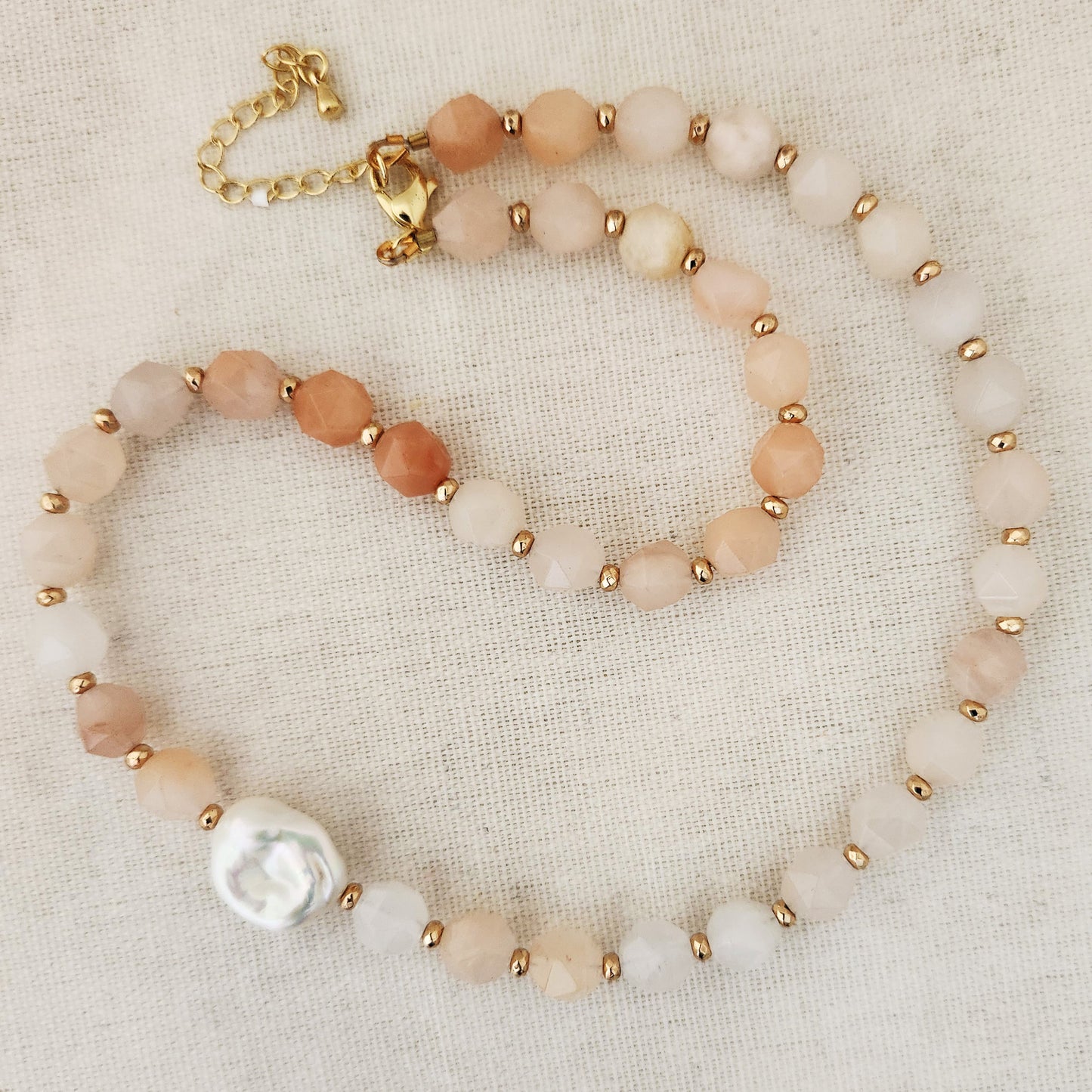 Pink adventurine and pearl necklace